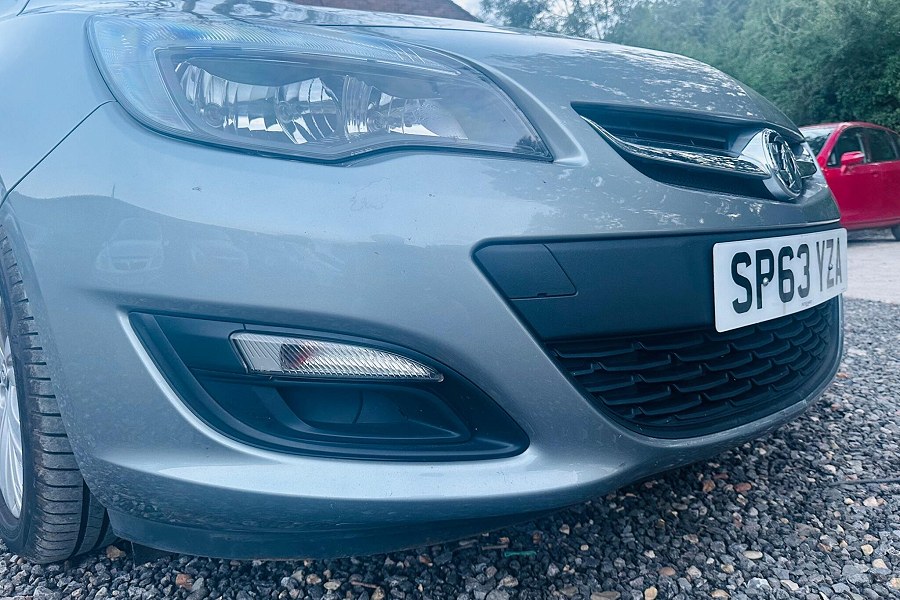 2013 Vauxhall Astra photo 7
