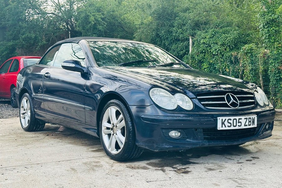 2005 Mercedes-Benz CLK photo 4