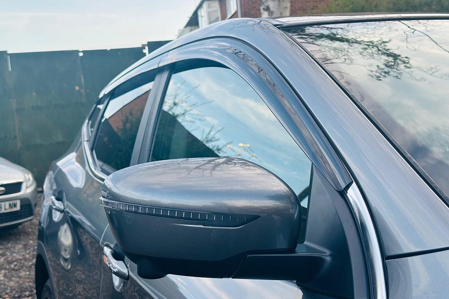 2015 Nissan Qashqai photo 11