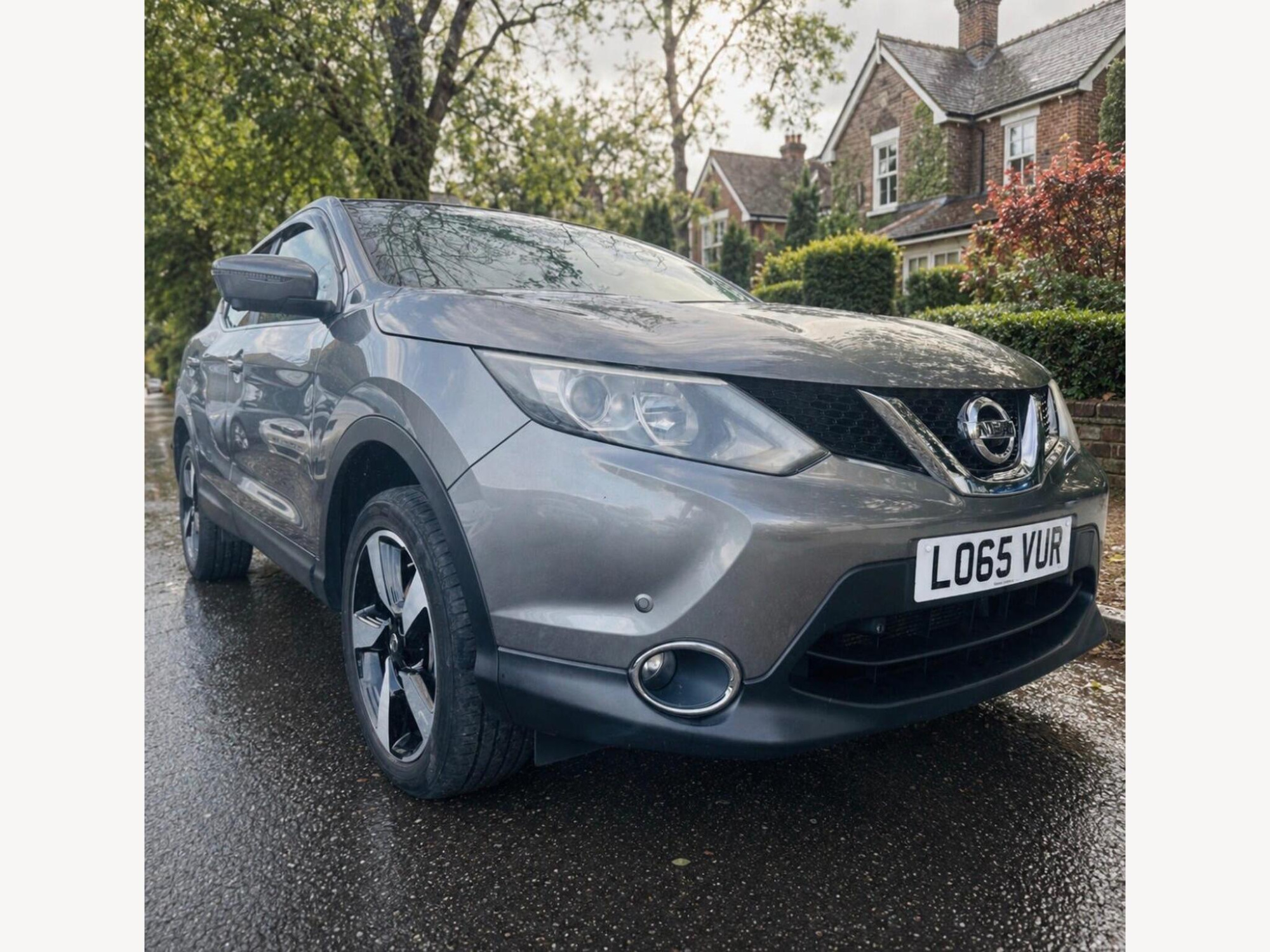2015 Nissan Qashqai 1.2 DIG-T n-tec 2WD Euro 6 (s/s) 5dr for sale at Aviator Motors Ltd