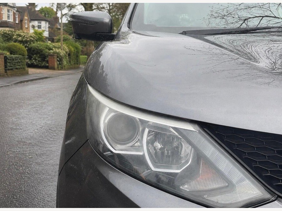 2015 Nissan Qashqai photo 5