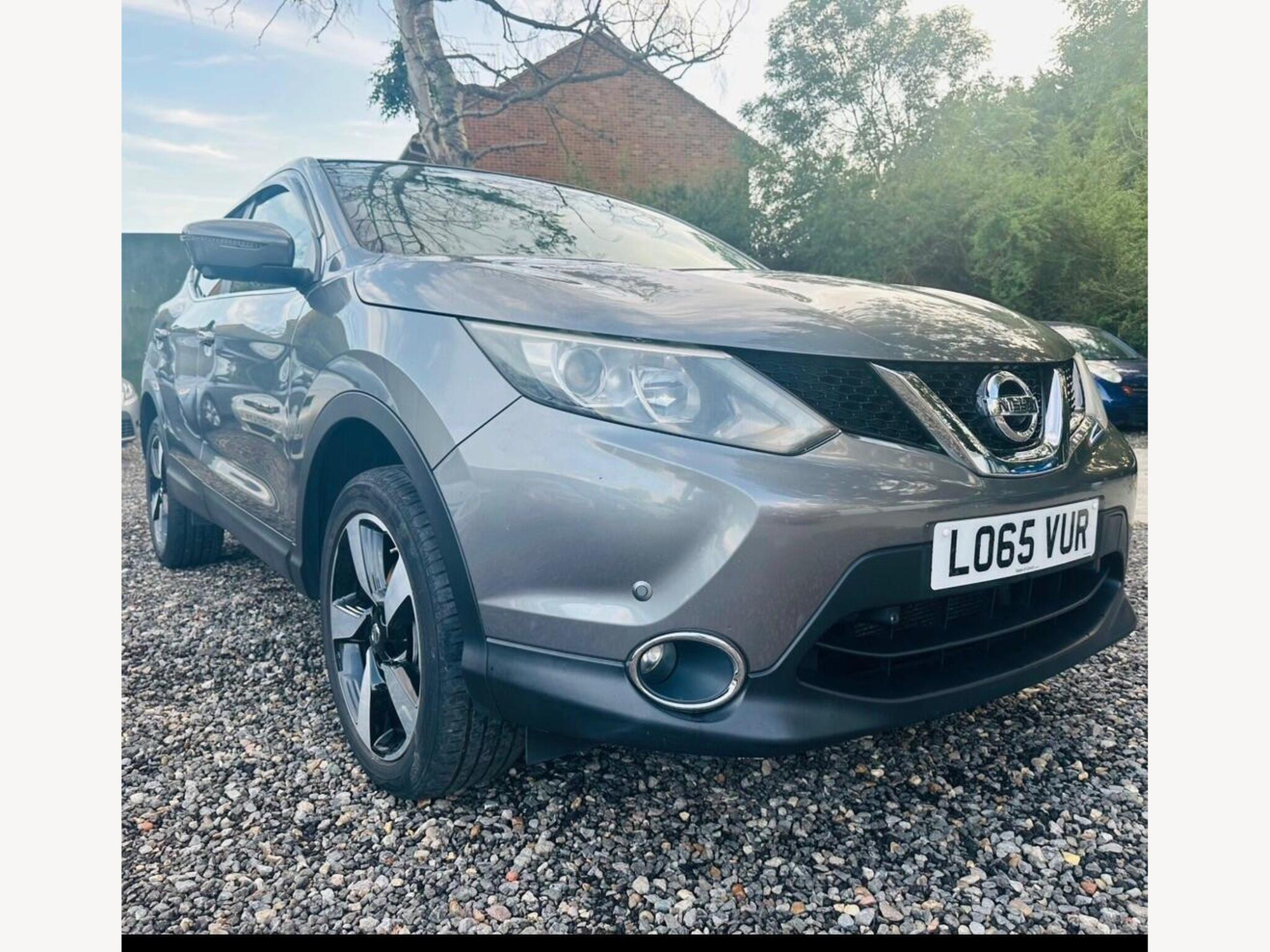 2015 Nissan Qashqai 1.2 DIG-T n-tec 2WD Euro 6 (s/s) 5dr for sale at Aviator Motors Ltd