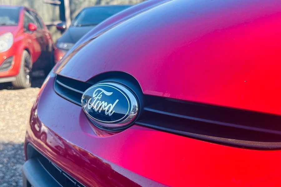 2012 Ford Fiesta photo 10