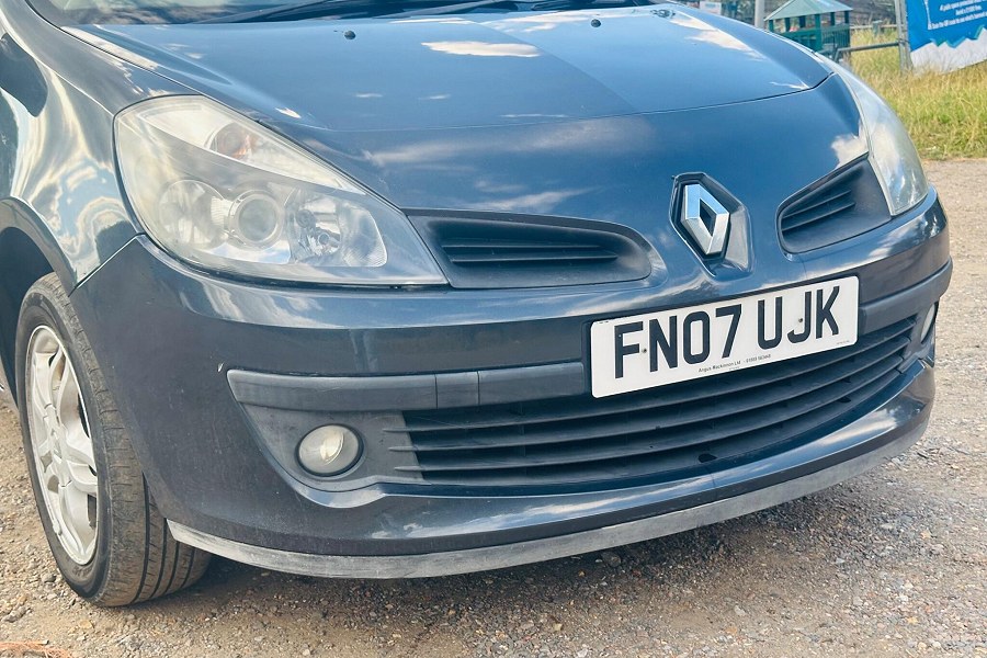 2007 Renault Clio photo 6