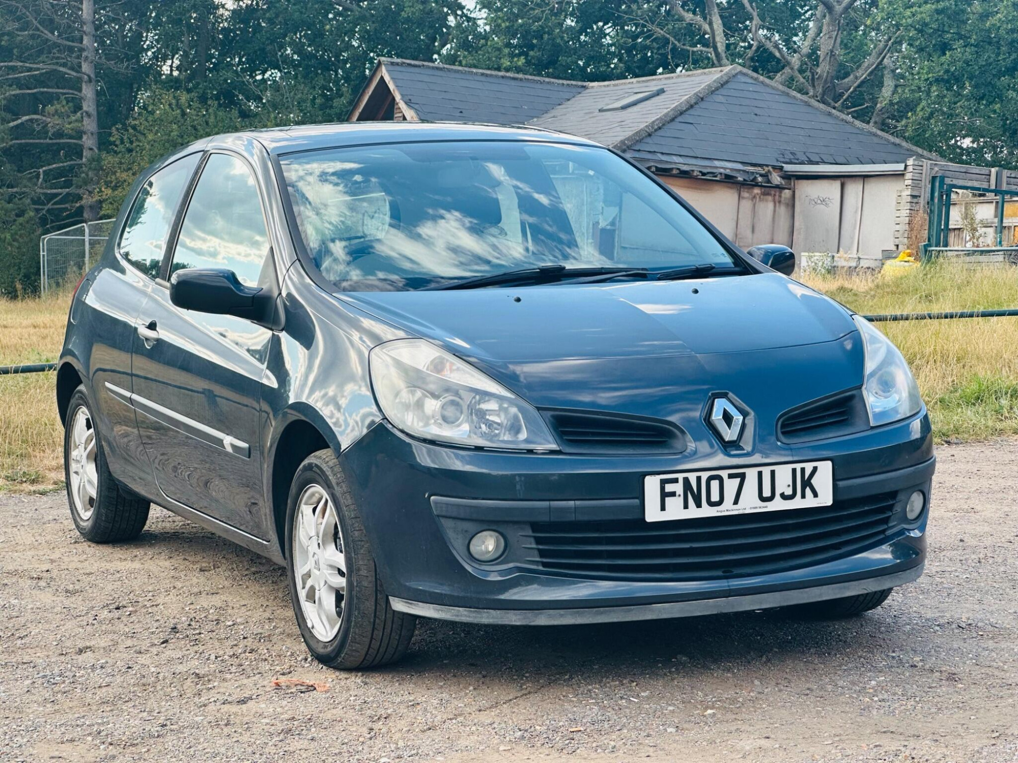 2007 Renault Clio 1.6 VVT Dynamique 3dr for sale at Aviator Motors Ltd