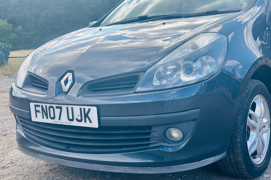 2007 Renault Clio photo 5