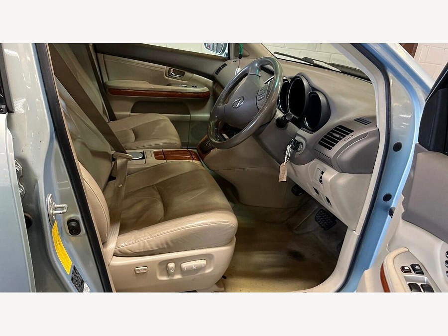 2004 Lexus RX photo 5