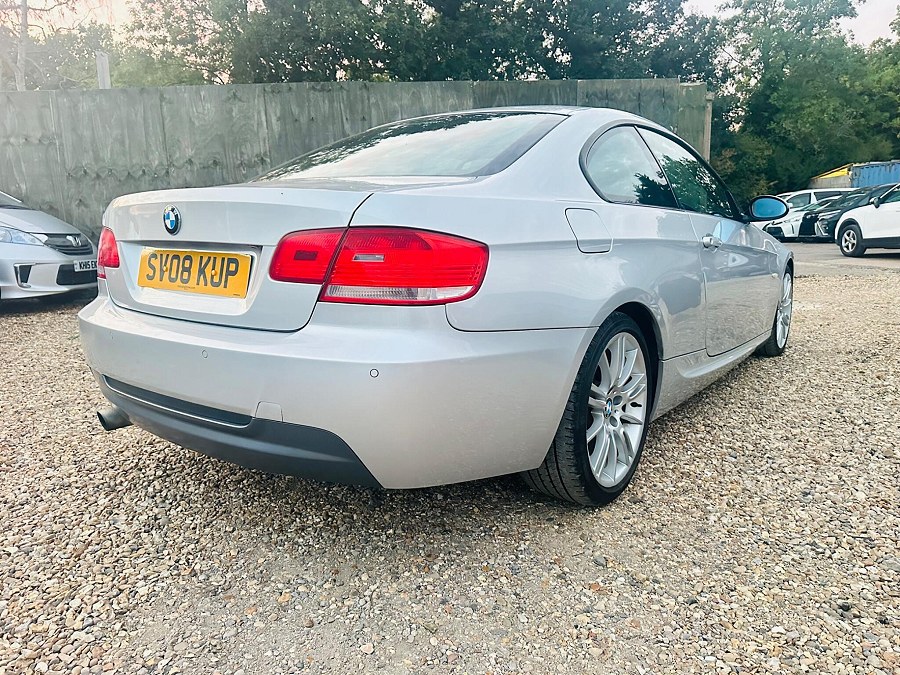 2008 BMW 3 Series photo 13