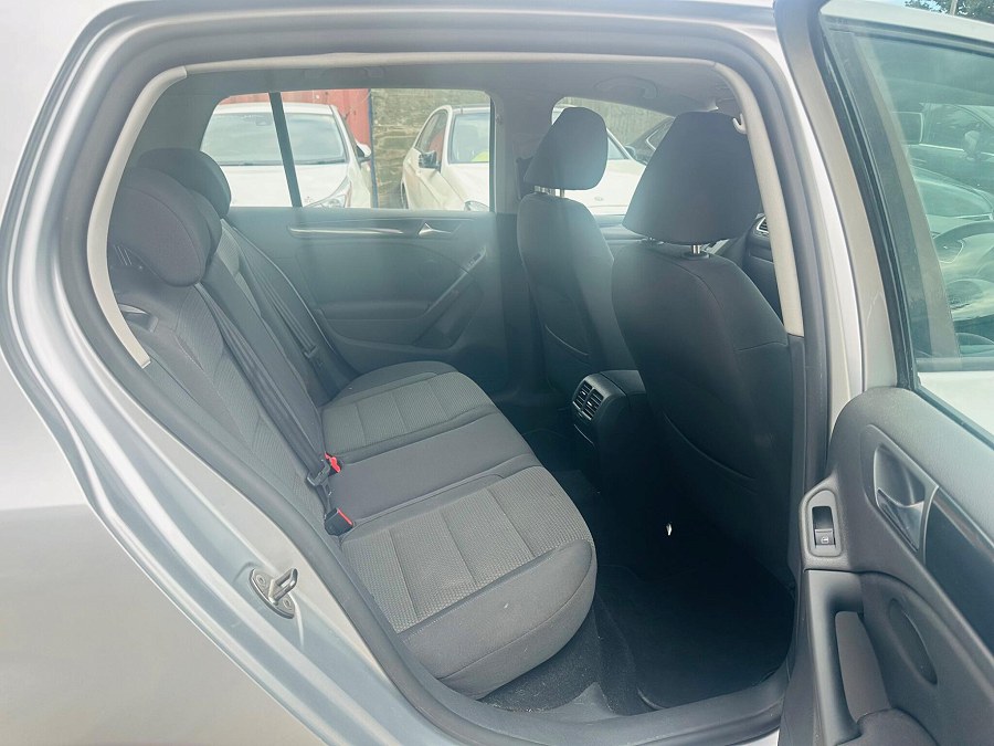 2009 Volkswagen Golf photo 14
