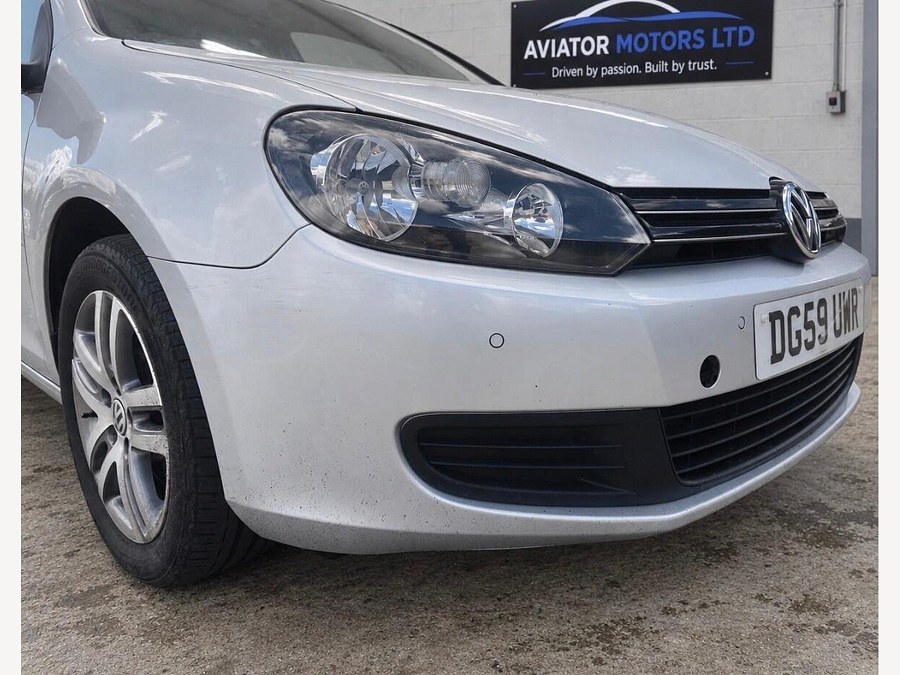 2009 Volkswagen Golf photo 4