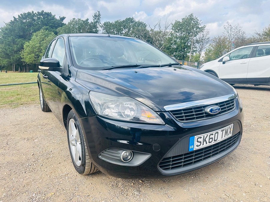 2010 Ford Focus photo 1