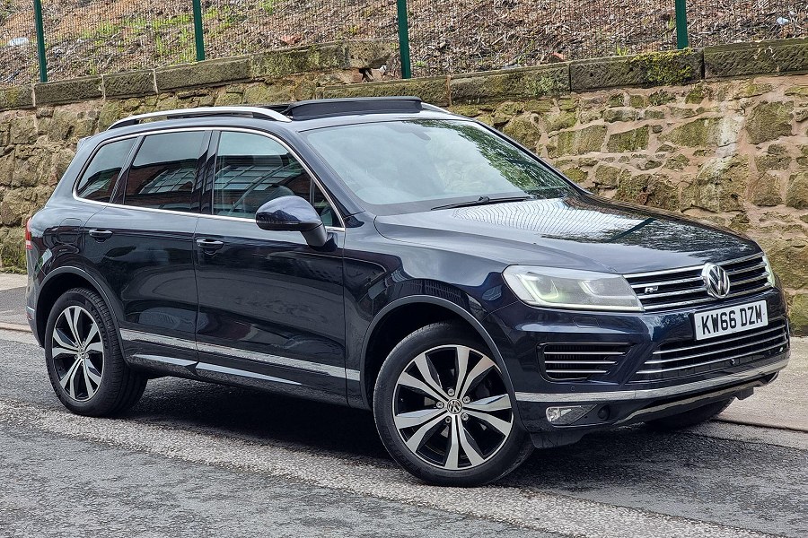 Volkswagen Touareg photo 2