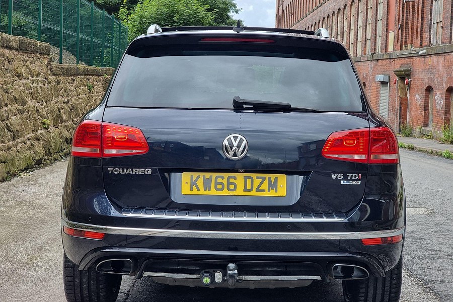 2016 Volkswagen Touareg photo 7