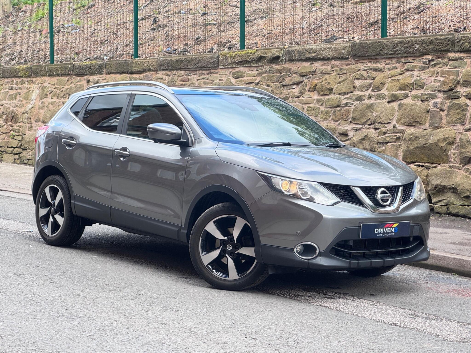 Nissan Qashqai photo 2