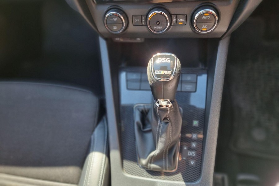 2016 Skoda Octavia photo 11