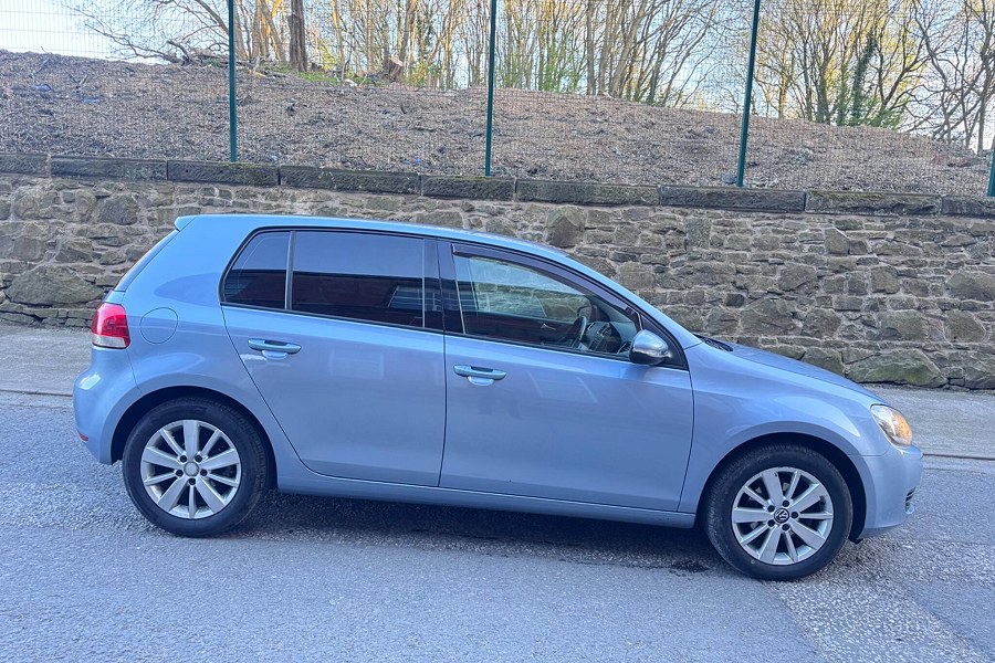 2012 Volkswagen Golf photo 12