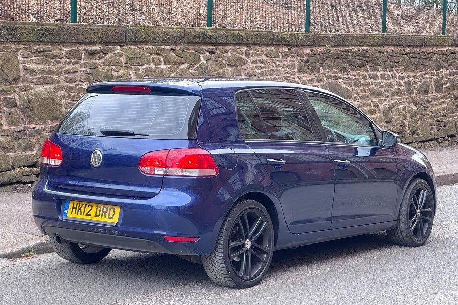 2012 Volkswagen Golf photo 11