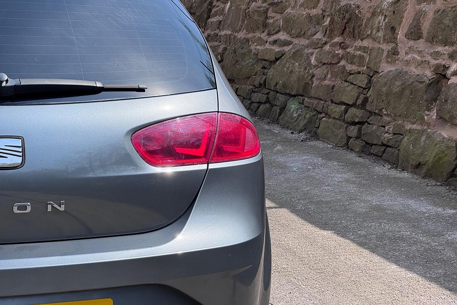 2013 SEAT Leon photo 6