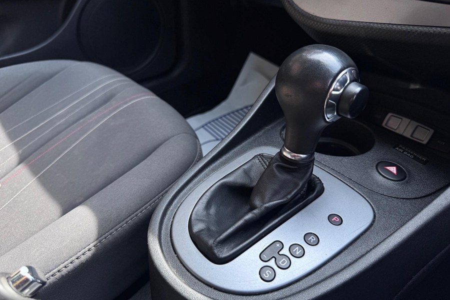 2013 SEAT Leon photo 10