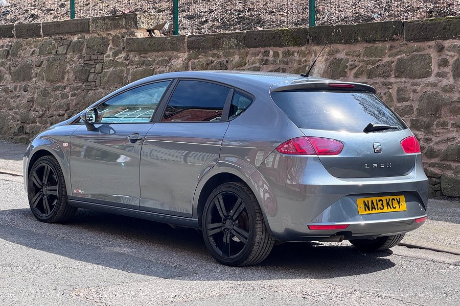 2013 SEAT Leon photo 4