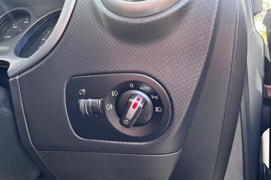 2013 SEAT Leon photo 11