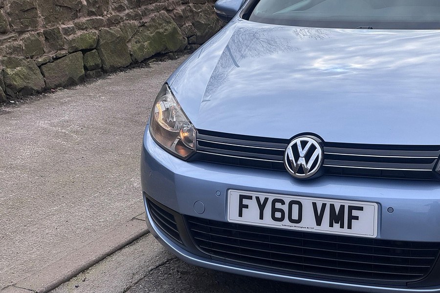 Volkswagen Golf photo 2