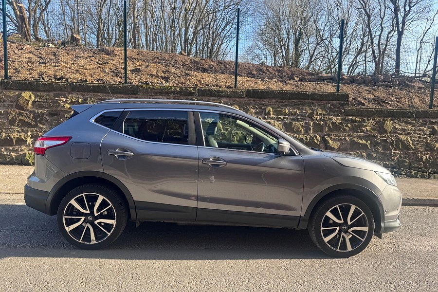 2014 Nissan Qashqai photo 14