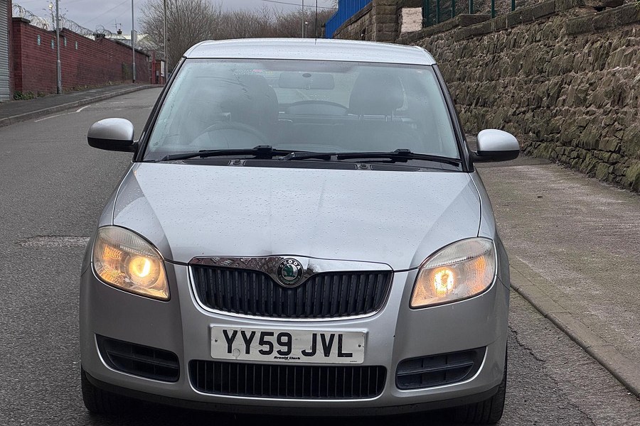 Skoda Fabia photo 2