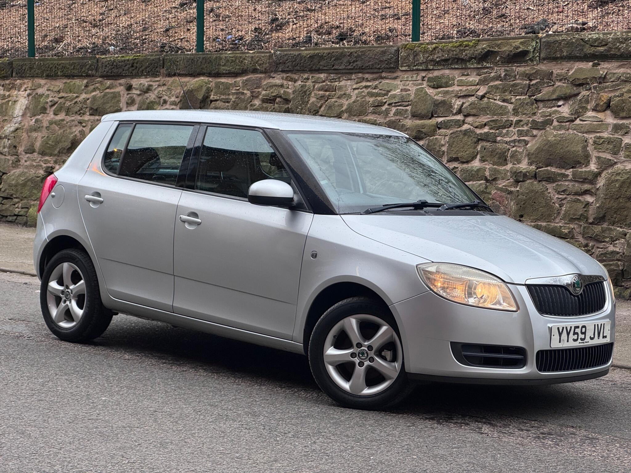 2009 Skoda Fabia 1.4 16V 2 Hatchback 5dr Petrol Manual (155 g/km, 85 bhp) for sale at Driven3 automotive