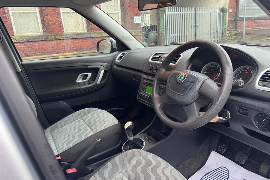 2009 Skoda Fabia photo 14