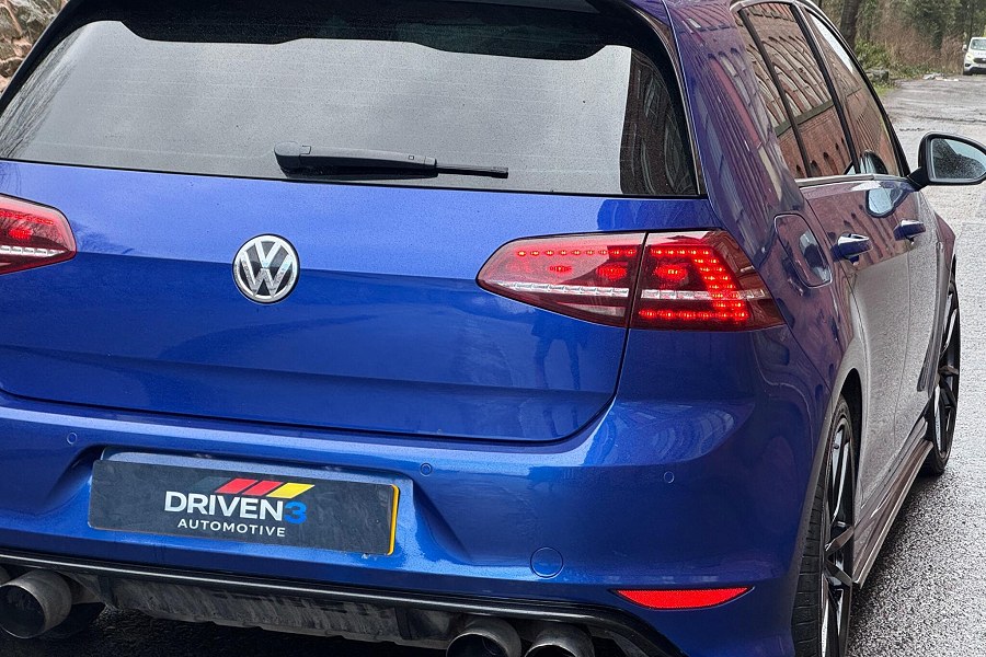 2014 Volkswagen Golf photo 9