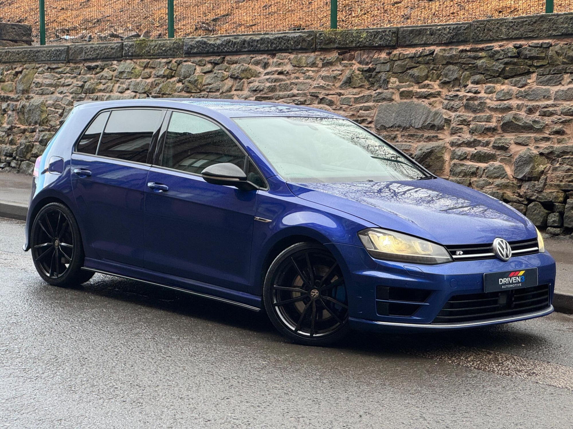 2014 Volkswagen Golf 2.0 TSI BlueMotion Tech R DSG 4Motion Euro 6 (s/s) 5dr for sale at Driven3 automotive