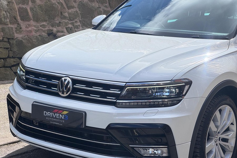 2016 Volkswagen Tiguan photo 3