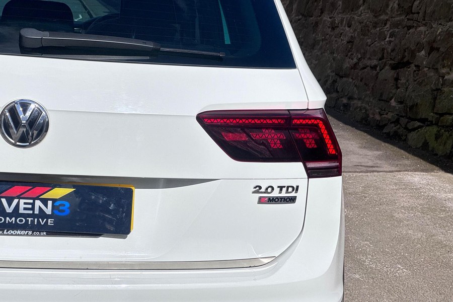 2016 Volkswagen Tiguan photo 12