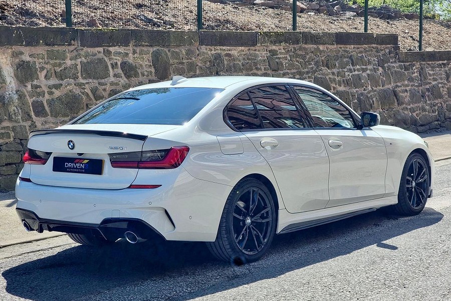2019 BMW 3 Series photo 11