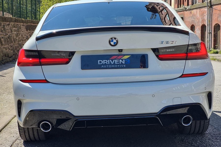 2019 BMW 3 Series photo 9