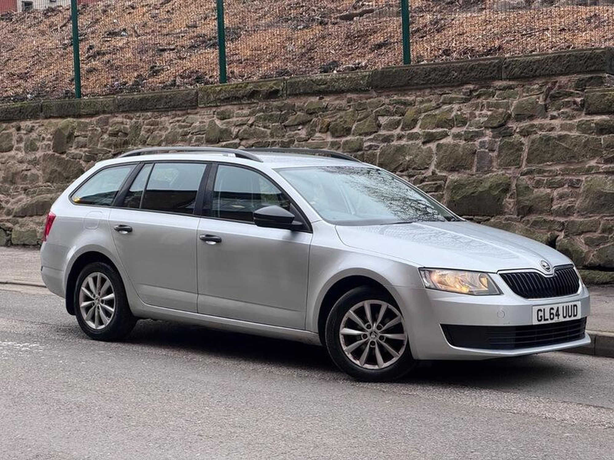 2014 Skoda Octavia 1.6 TDI S DSG Euro 5 (s/s) 5dr for sale at Driven3 automotive