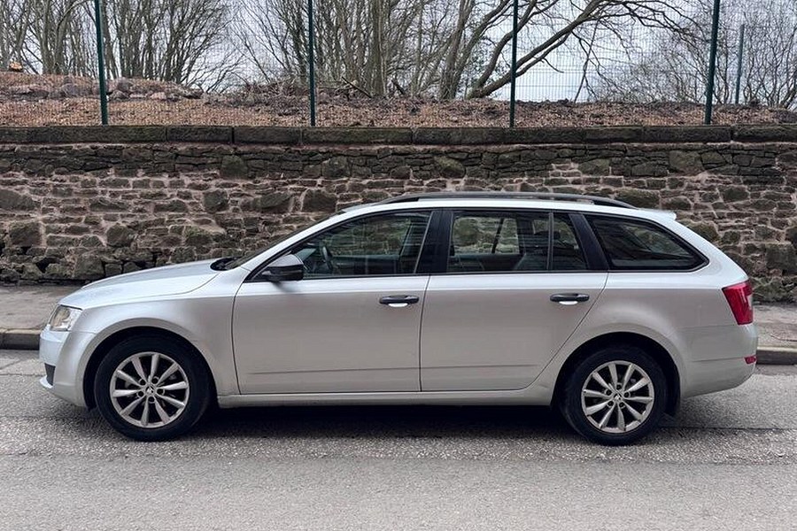 2014 Skoda Octavia photo 7