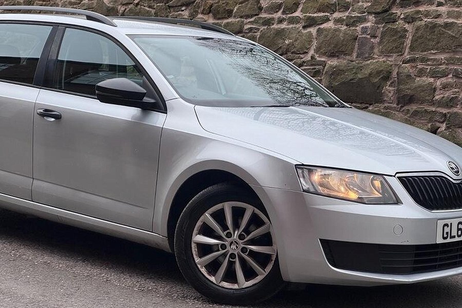 2014 Skoda Octavia photo 12