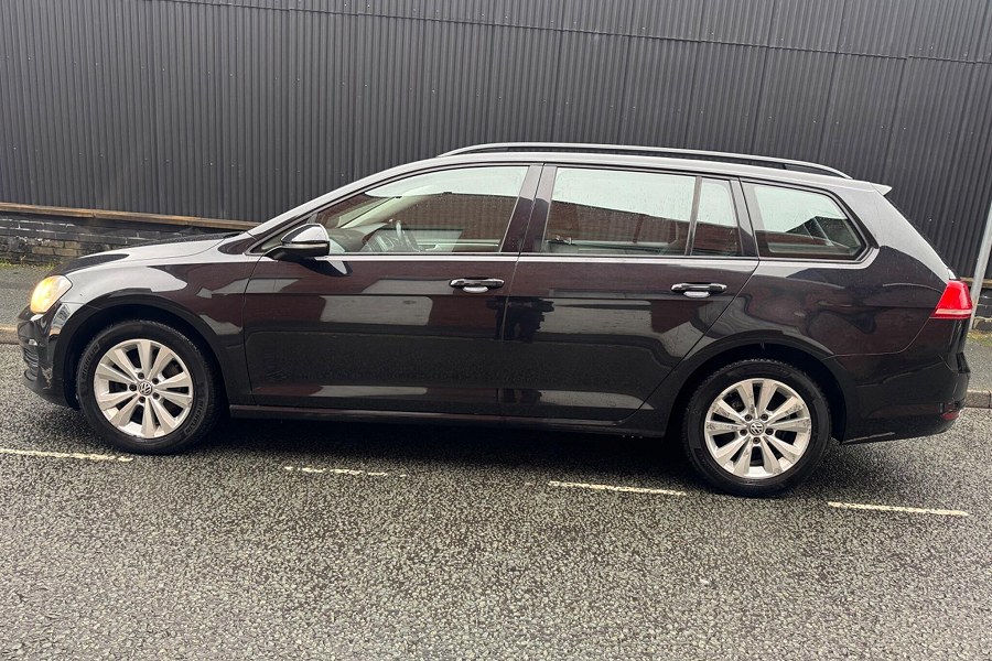 2014 Volkswagen Golf photo 5