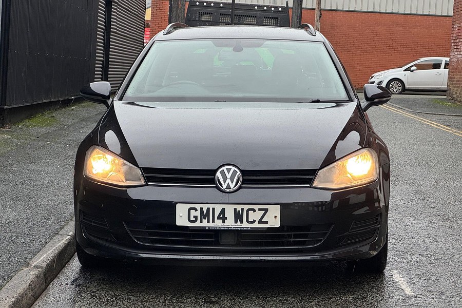 2014 Volkswagen Golf photo 3