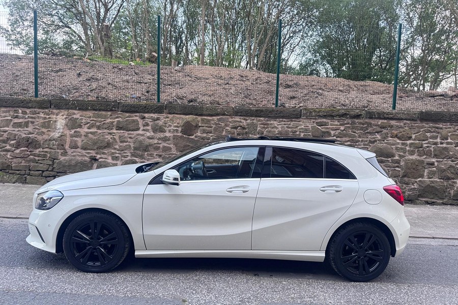 2016 Mercedes-Benz A Class photo 14
