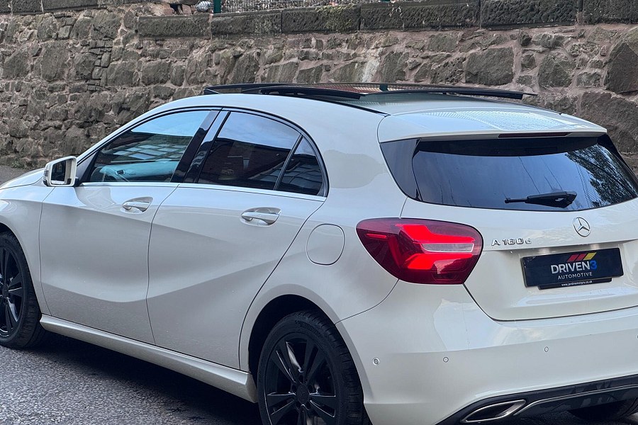 2016 Mercedes-Benz A Class photo 12