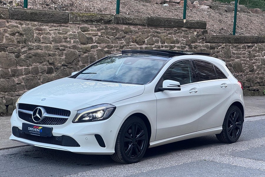 2016 Mercedes-Benz A Class photo 11