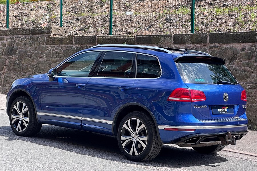 2016 Volkswagen Touareg photo 5