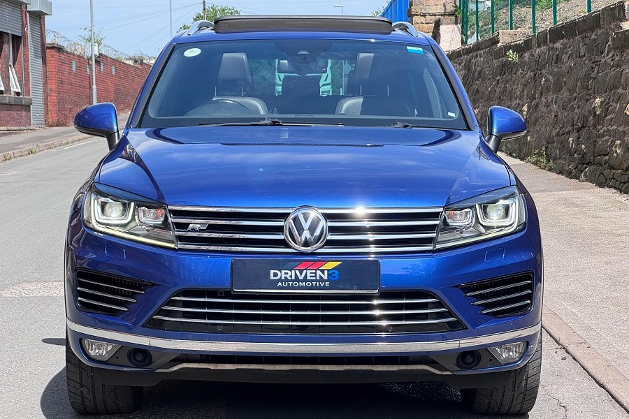 2016 Volkswagen Touareg photo 7
