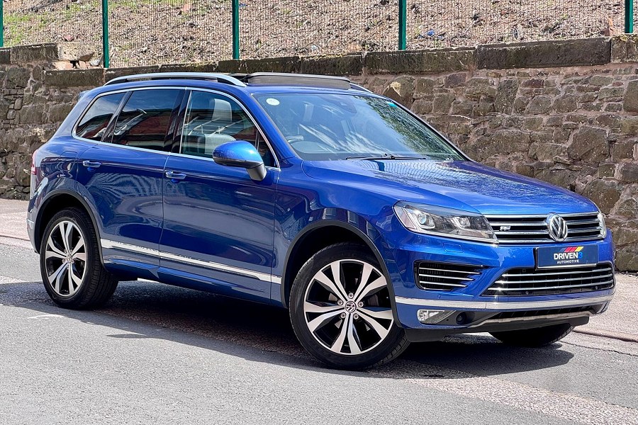 Volkswagen Touareg photo 2