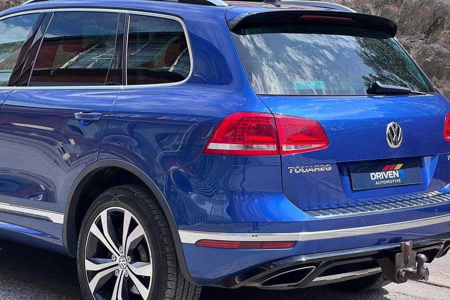 2016 Volkswagen Touareg photo 12