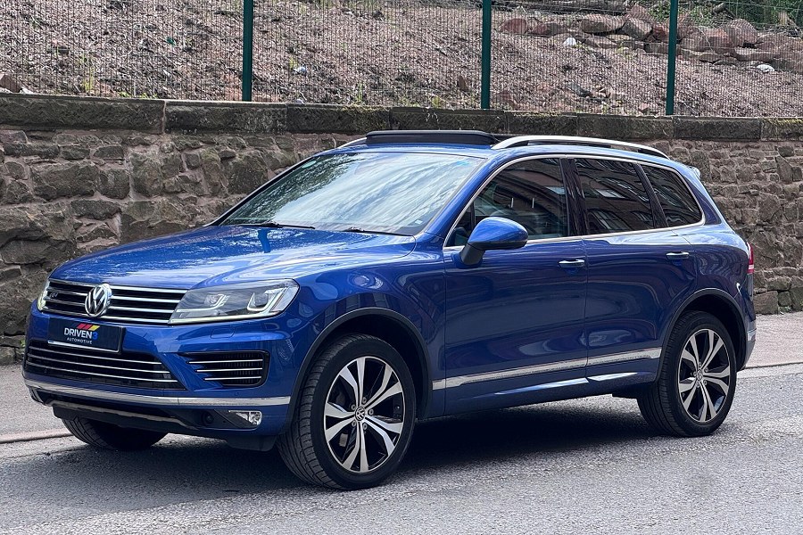2016 Volkswagen Touareg photo 10