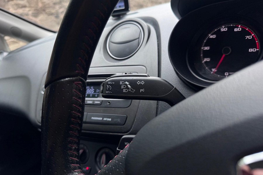 2015 SEAT Ibiza photo 12